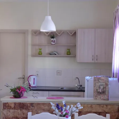 Apartament Artemis *